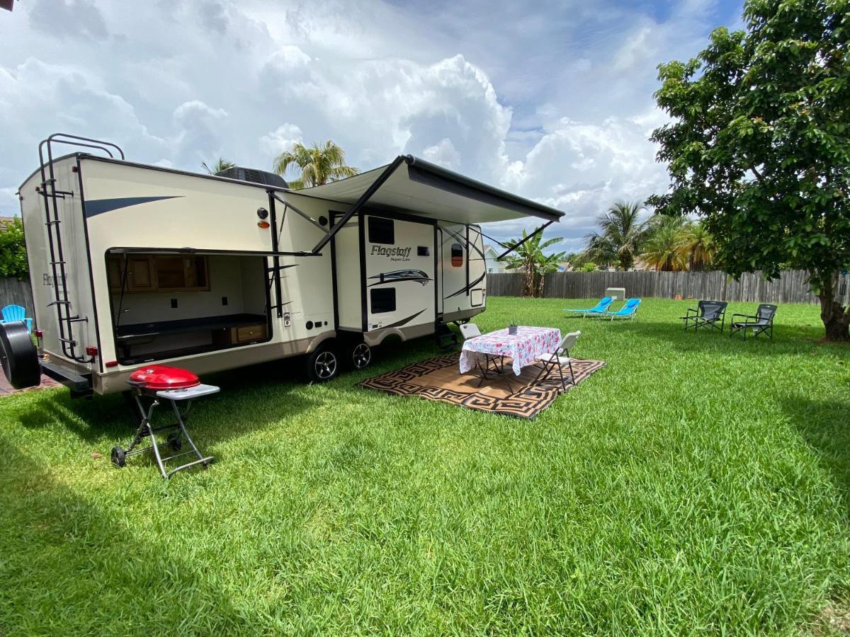 Cozy Camper - Free Parking Hotel Miami Exterior foto